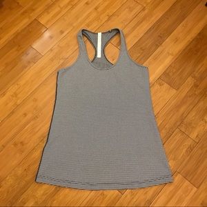 Lululemon gingham Top